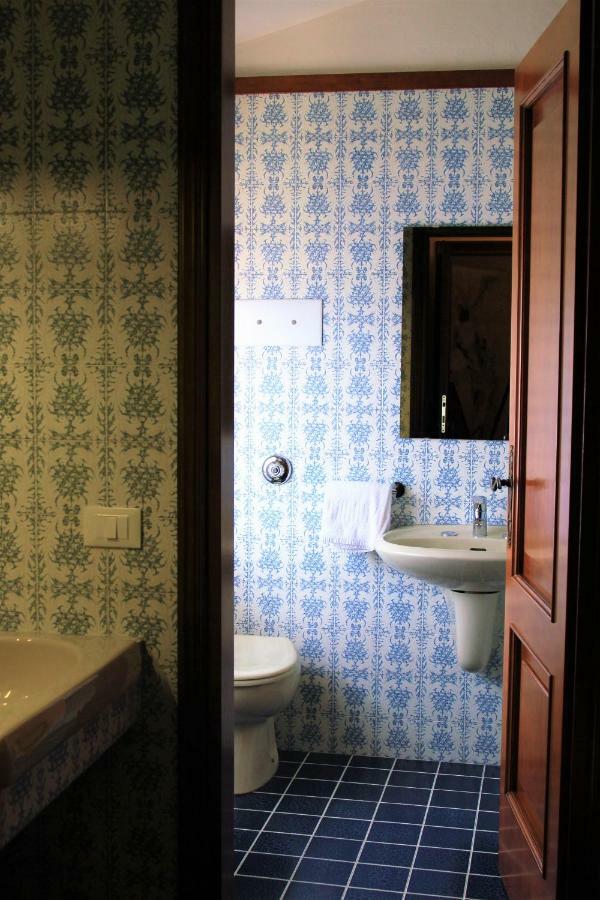 Relais Borghetto Bed & Breakfast Valeggio sul Mincio Luaran gambar